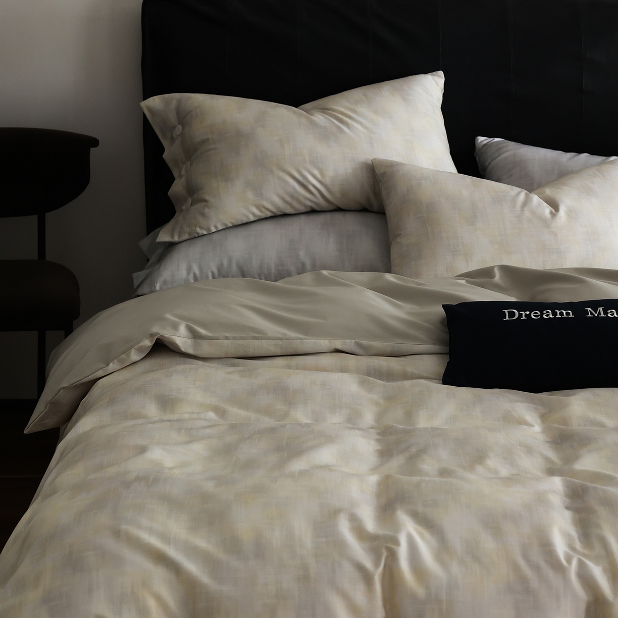 91家纺网 家纺一手货源 找家纺 ONE TWO ONE 121 【会员-20】 【控价商品】【提供买家秀】  2026新款专版数码印花100s长绒棉全棉床上用品四件套 墨染江南-晴