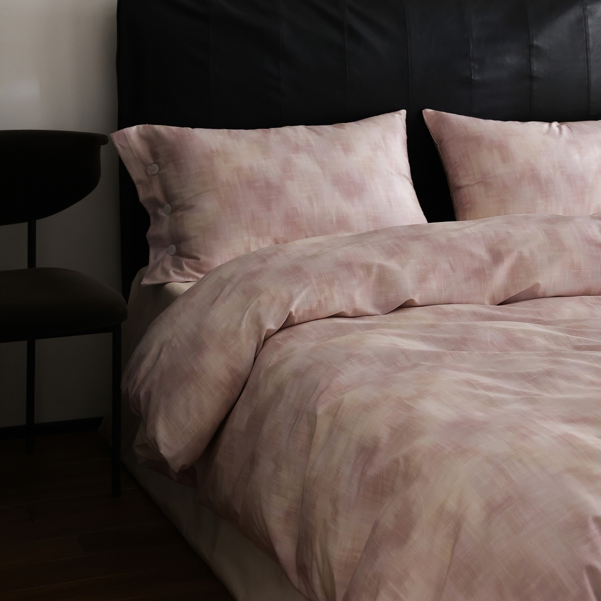 91家纺网 家纺一手货源 找家纺 ONE TWO ONE 121 【会员-20】 【控价商品】【提供买家秀】  2026新款专版数码印花100s长绒棉全棉床上用品四件套 墨染江南-粉