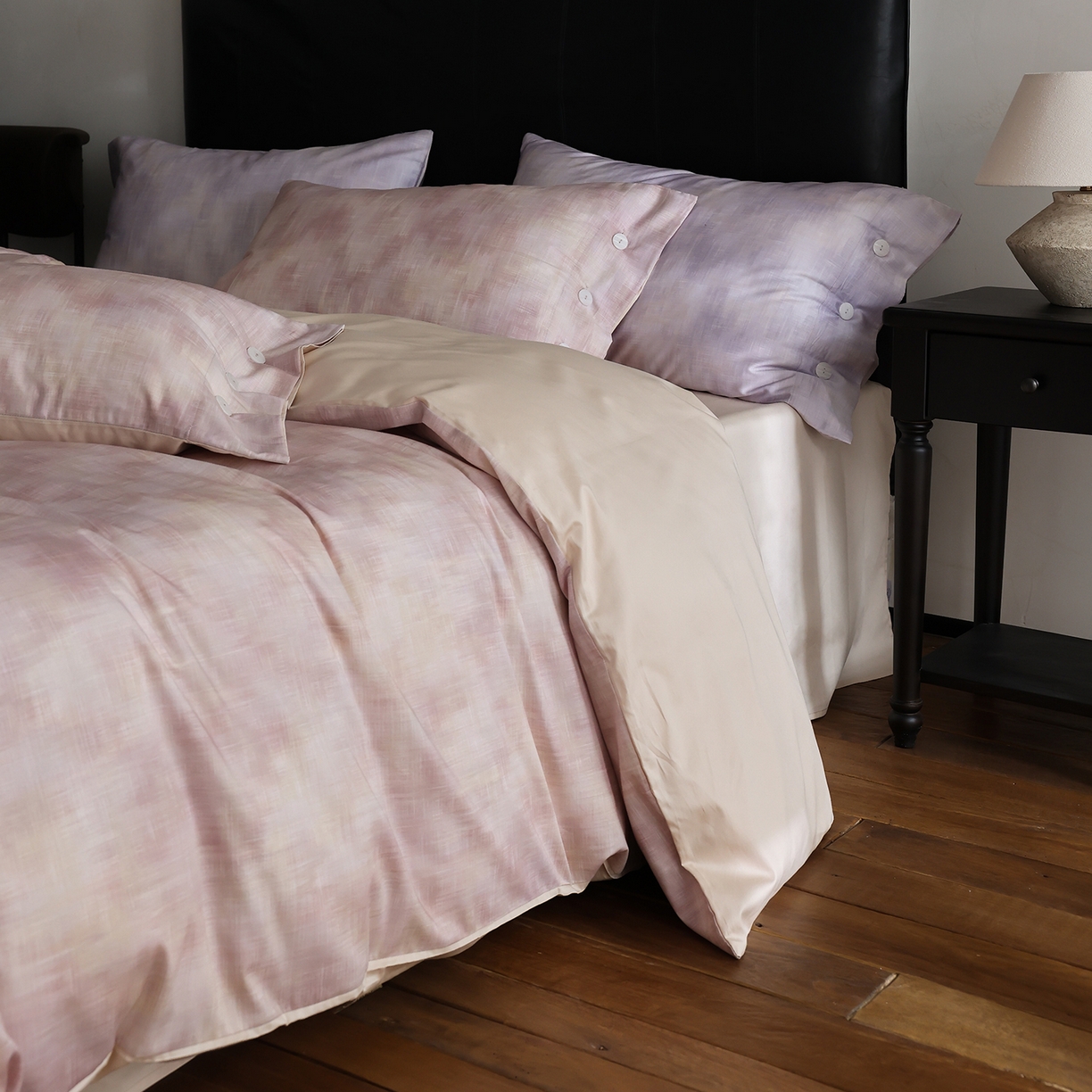 91家纺网 家纺一手货源 找家纺 ONE TWO ONE 121 【会员-20】 【控价商品】【提供买家秀】  2026新款专版数码印花100s长绒棉全棉床上用品四件套 墨染江南-粉