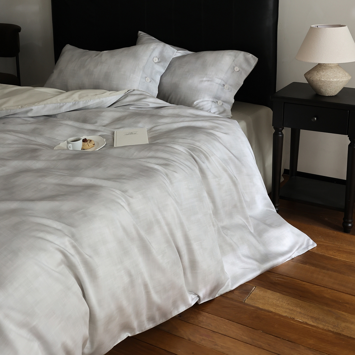 91家纺网 家纺一手货源 找家纺 ONE TWO ONE 121 【会员-20】 【控价商品】【提供买家秀】  2026新款专版数码印花100s长绒棉全棉床上用品四件套 墨染江南-灰