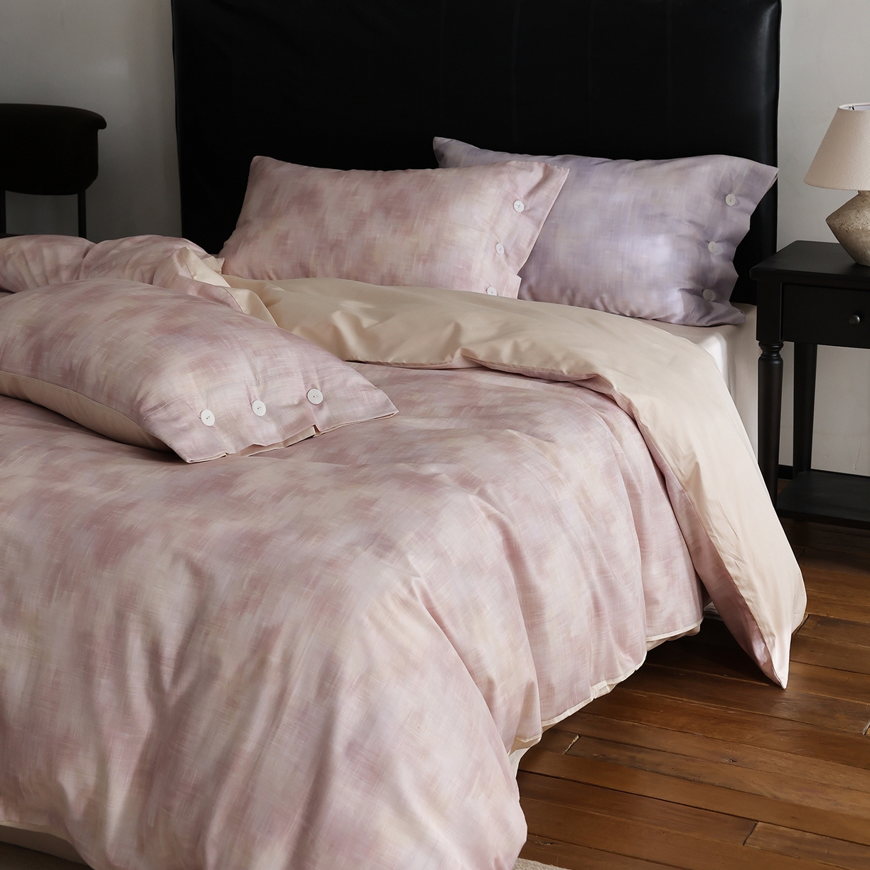 91家纺网 家纺一手货源 找家纺 ONE TWO ONE 121 【会员-20】 【控价商品】【提供买家秀】  2026新款专版数码印花100s长绒棉全棉床上用品四件套 墨染江南-粉