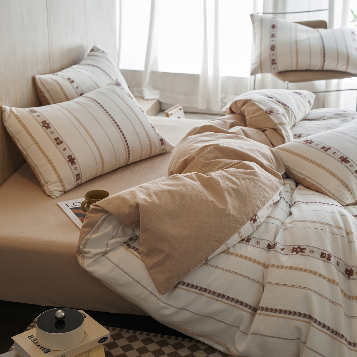 91家纺网 家纺一手货源 找家纺 如一 2026新款全棉纯棉水洗棉卡通色织大提花四件套 甜点熊-杏咖