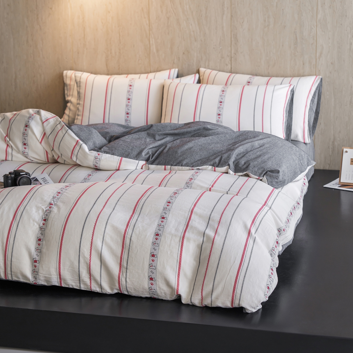 91家纺网 家纺一手货源 找家纺 如一 2026新款全棉纯棉水洗棉卡通色织大提花四件套 雪纳瑞-黑红