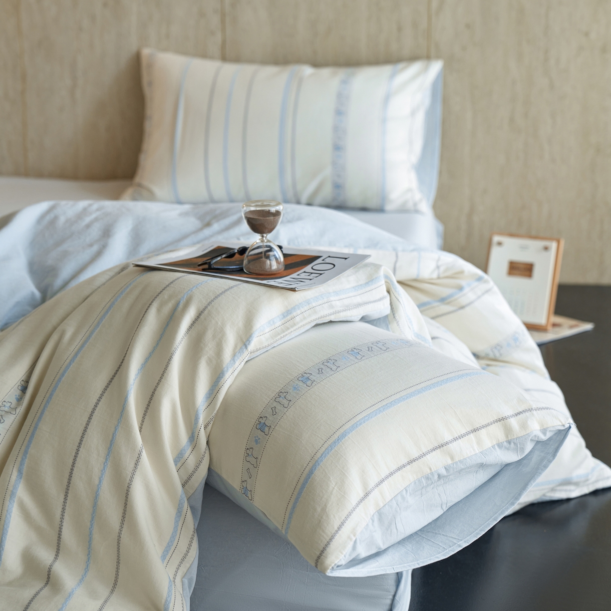 91家纺网 家纺一手货源 找家纺 如一 2026新款全棉纯棉水洗棉卡通色织大提花四件套 雪纳瑞-蓝灰