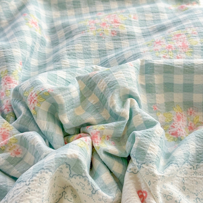 91家纺网 家纺一手货源 找家纺 梵希雅 2026新款A类木棉皱皱纱夏被 青格花信