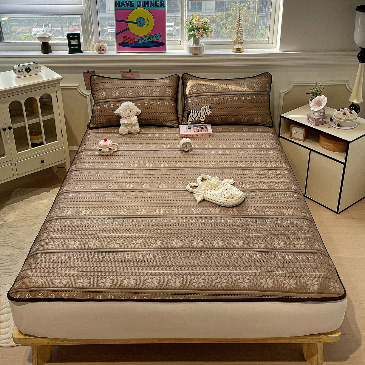 91家纺网 家纺一手货源 找家纺 山茶家居-原创设计（原山茶家纺） 2026新款A类pe提花华夫格凉感席凉席席子-费尔岛系列 费尔岛-深咖