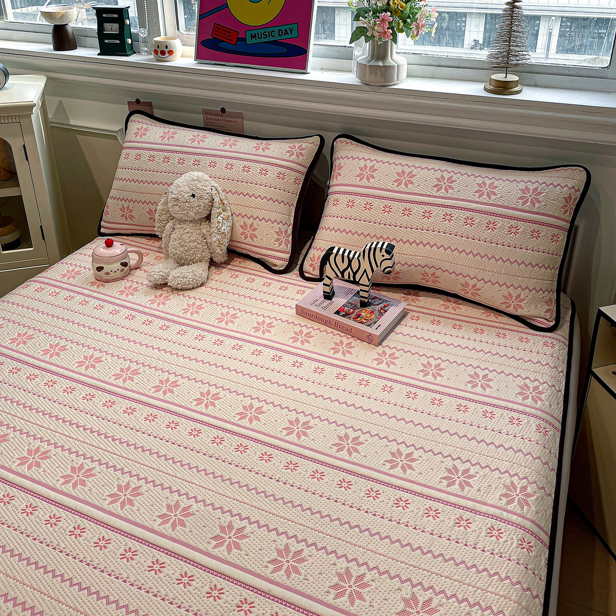 91家纺网 家纺一手货源 找家纺 山茶家居-原创设计（原山茶家纺） 2026新款A类pe提花华夫格凉感席凉席席子-费尔岛系列 费尔岛-粉