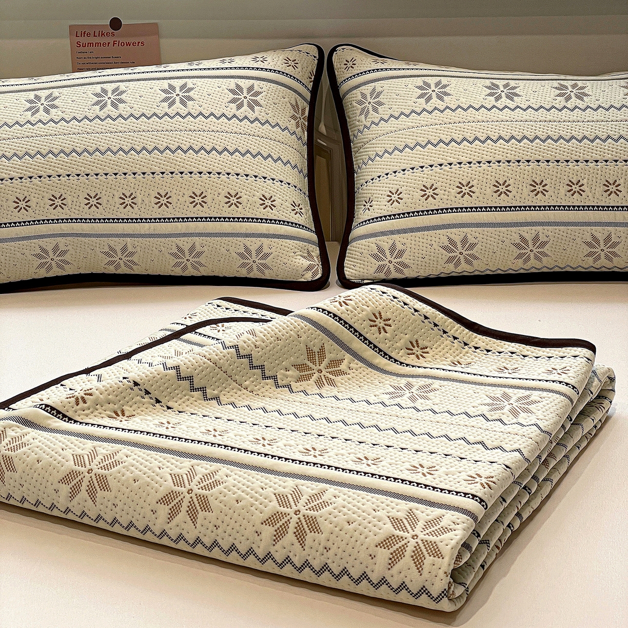 91家纺网 家纺一手货源 找家纺 山茶家居-原创设计（原山茶家纺） 2026新款A类pe提花华夫格凉感席凉席席子-费尔岛系列 费尔岛-米咖