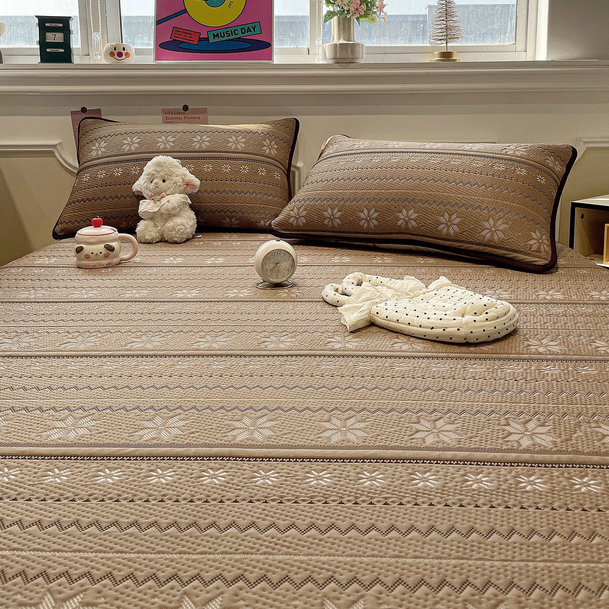 91家纺网 家纺一手货源 找家纺 山茶家居-原创设计（原山茶家纺） 2026新款A类pe提花华夫格凉感席凉席席子-费尔岛系列 费尔岛-深咖