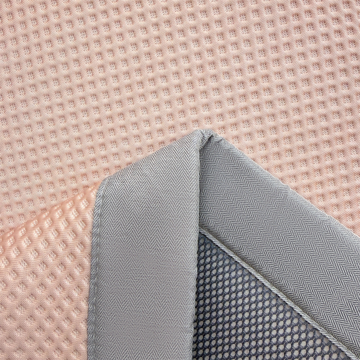 91家纺网 家纺一手货源 找家纺 布凡家居 2026新款高端A类PE高分子冰丝凉席卡通贴布凉席冰豆豆软凉席 小猫乐园-粉