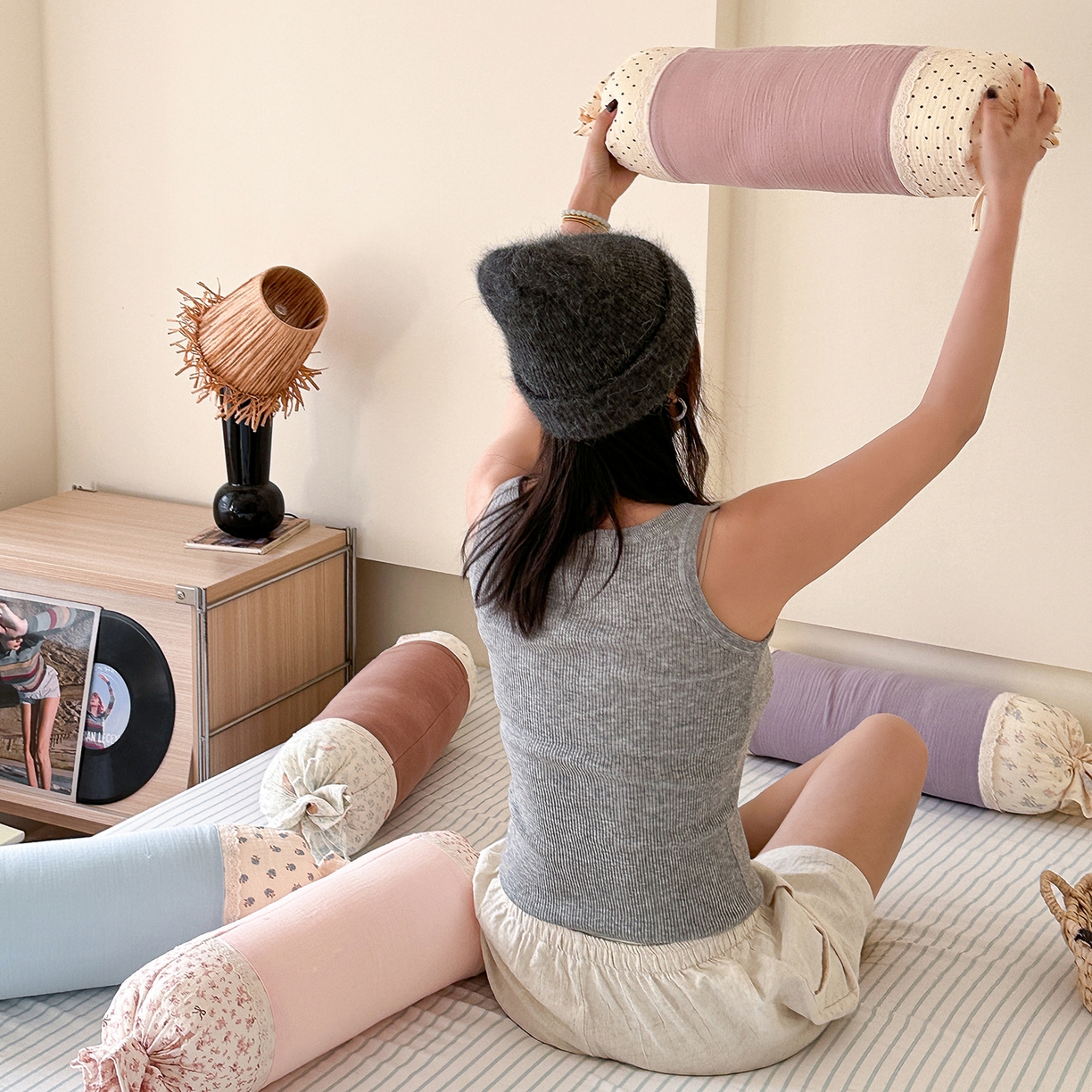 91家纺网 家纺一手货源 找家纺 伟邦枕芯 2026新款全棉皱皱纱糖果抱枕枕头枕芯 组合