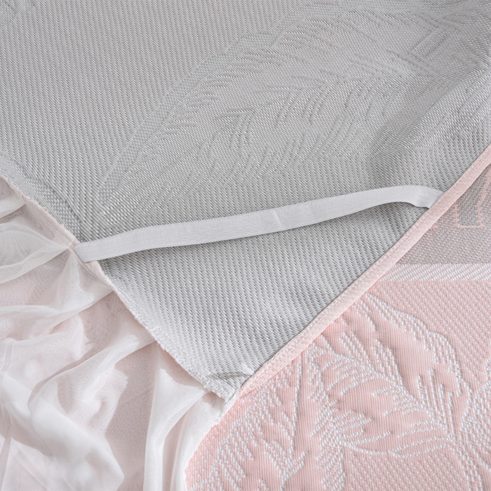 91家纺网 家纺一手货源 找家纺 德比尔斯  2026新款A类凉感凉豆豆床裙款凉席-芭蕉叶 芭蕉叶-粉