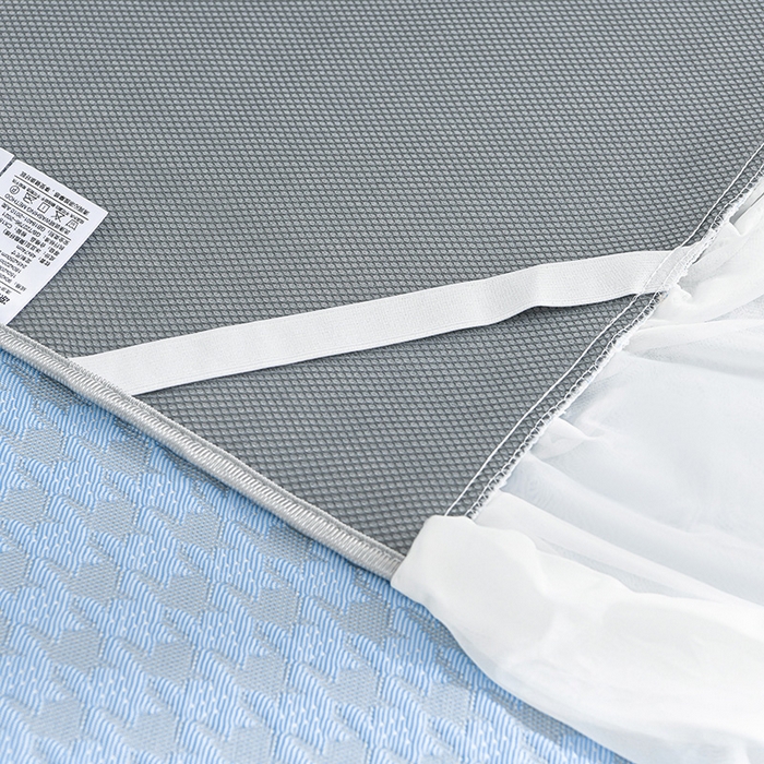 91家纺网 家纺一手货源 找家纺 德比尔斯  2026新款A类凉感凉豆豆床裙款凉席-千鸟格 千鸟格蓝