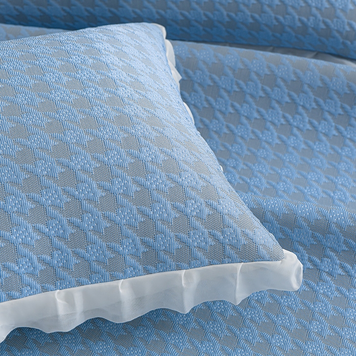 91家纺网 家纺一手货源 找家纺 德比尔斯  2026新款A类凉感凉豆豆床裙款凉席-千鸟格 千鸟格蓝