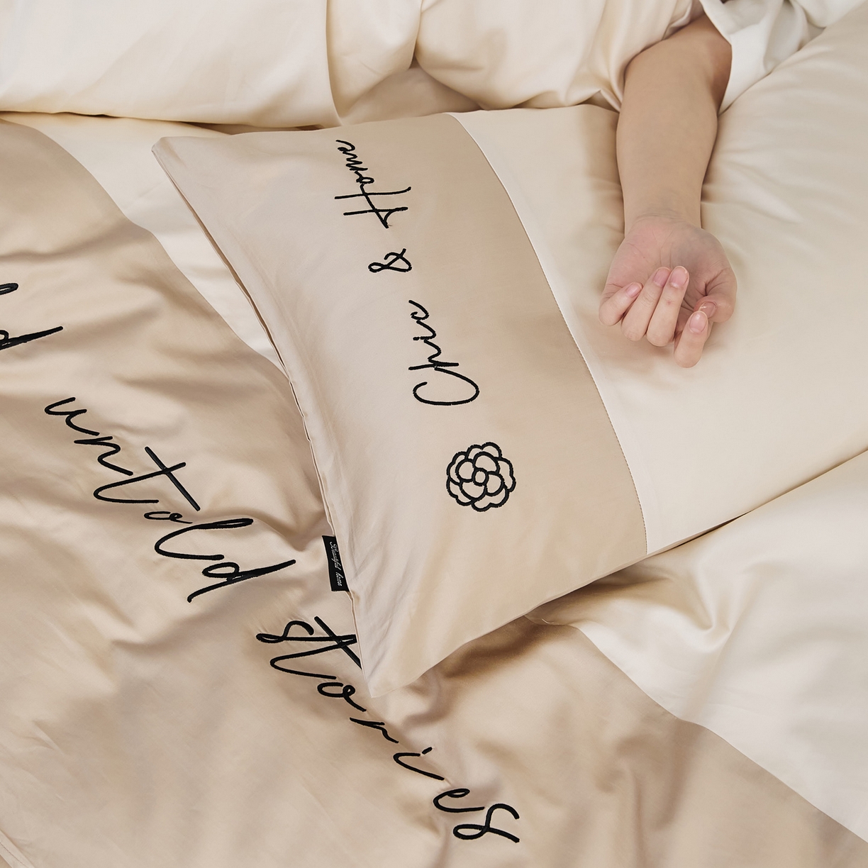 91家纺网 家纺一手货源 找家纺 EH家居 2026新款春夏新款天丝棉四件套江南系列 江南-流花白