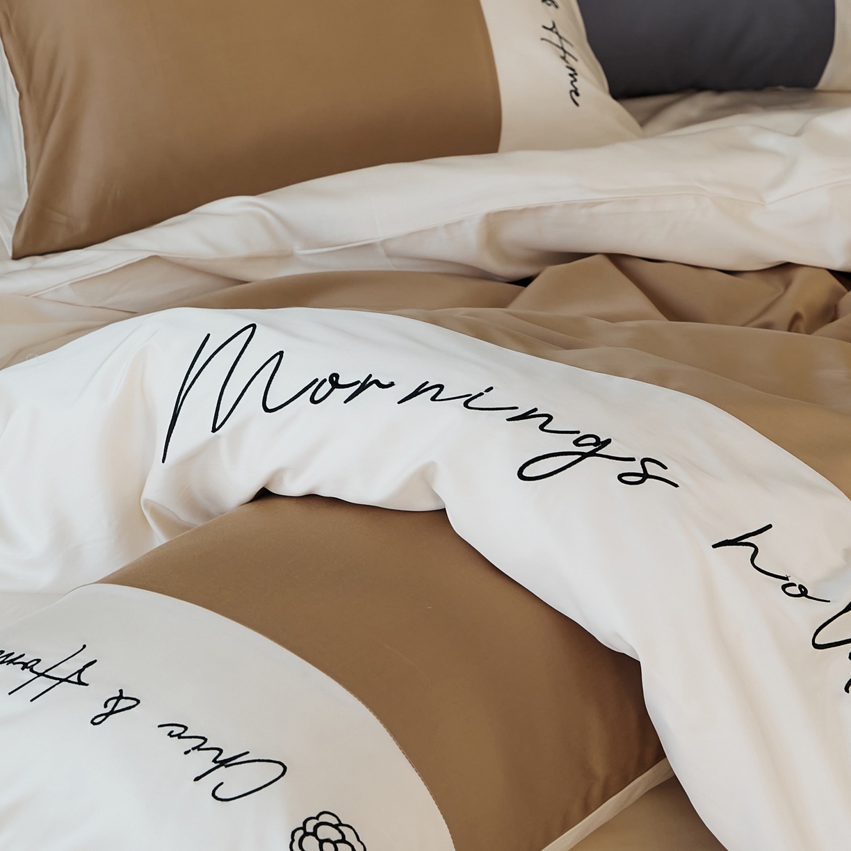 91家纺网 家纺一手货源 找家纺 EH家居 2026新款春夏新款天丝棉四件套江南系列 江南-栗色