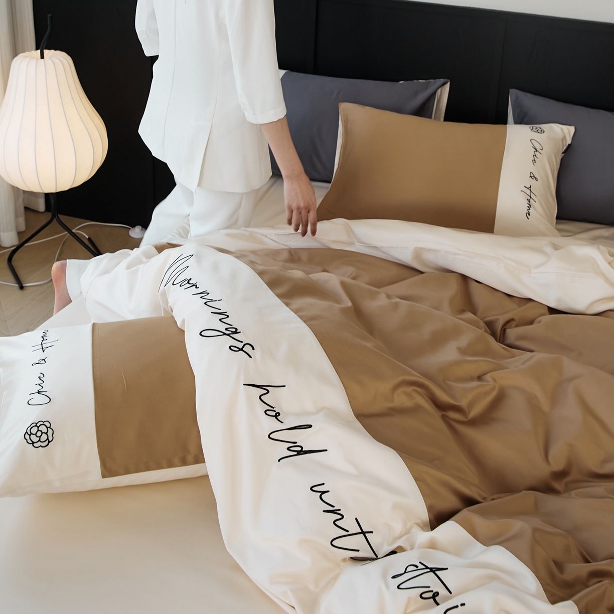 91家纺网 家纺一手货源 找家纺 EH家居 2026新款春夏新款天丝棉四件套江南系列 江南-栗色