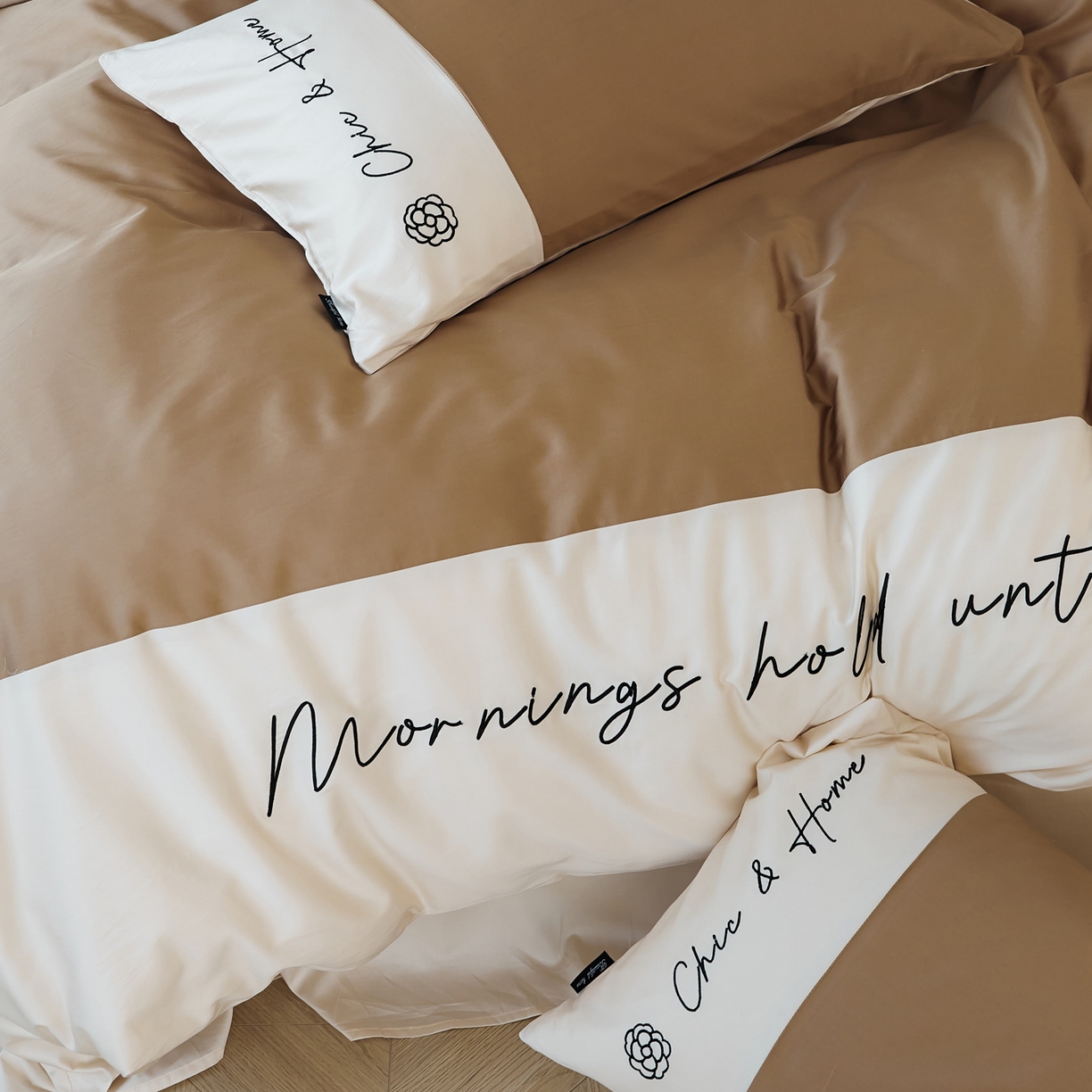 91家纺网 家纺一手货源 找家纺 EH家居 2026新款春夏新款天丝棉四件套江南系列 江南-栗色