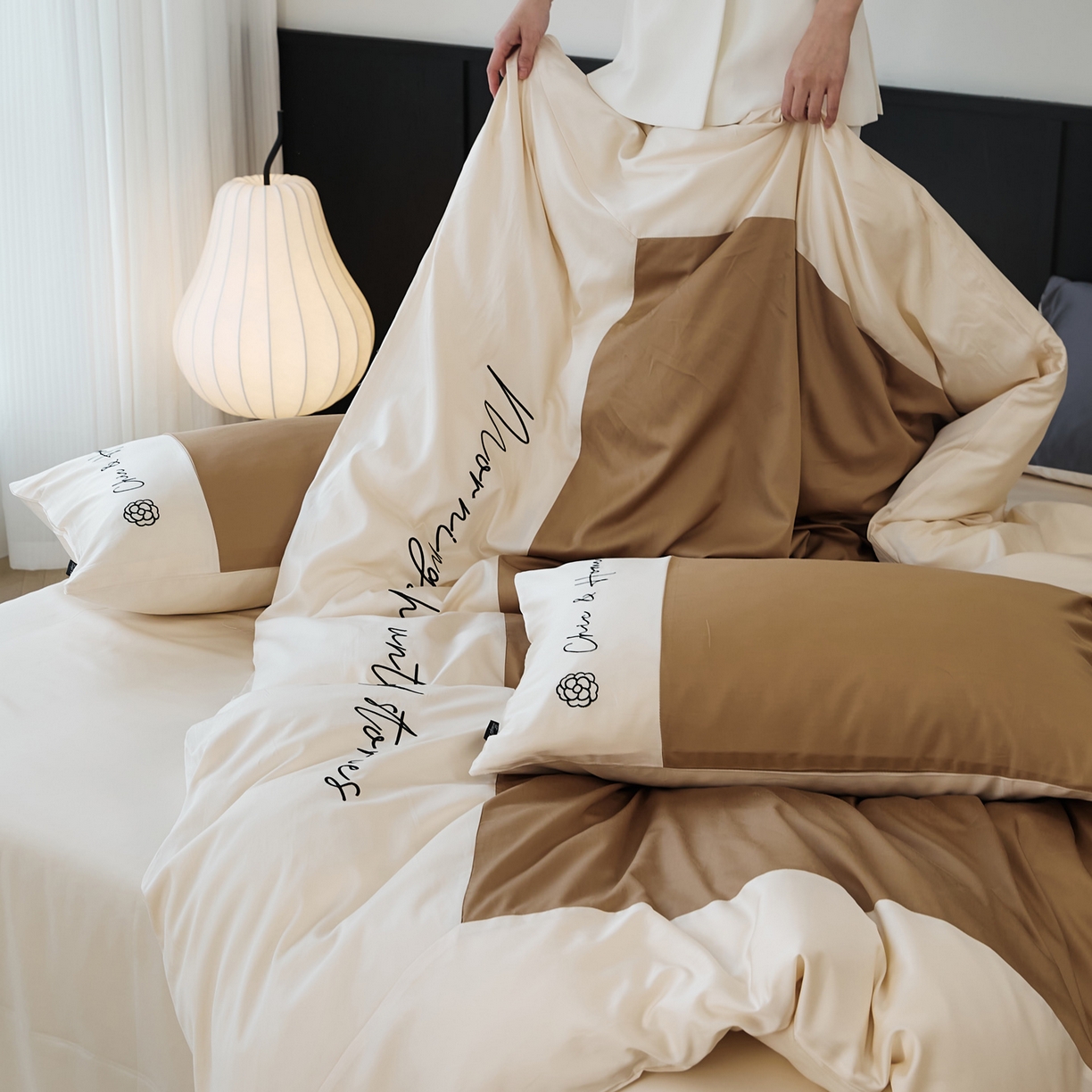 91家纺网 家纺一手货源 找家纺 EH家居 2026新款春夏新款天丝棉四件套江南系列 江南-栗色