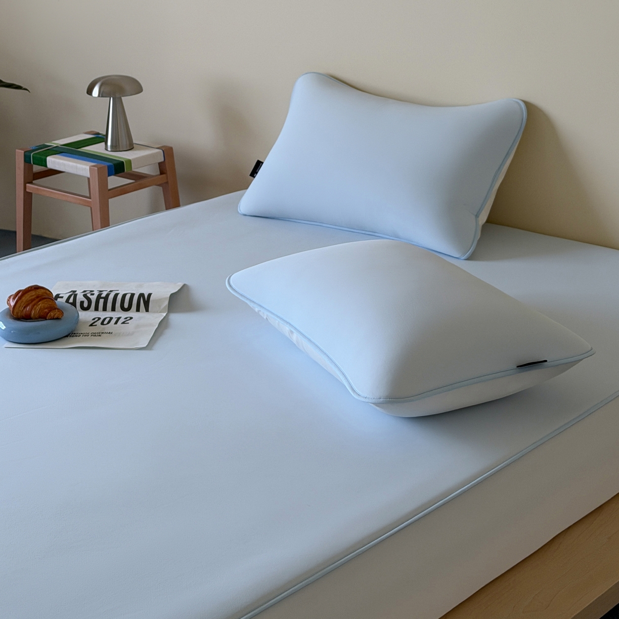 91家纺网 家纺一手货源 找家纺 三味舒屋 2026新款【清氧小冰皮】凉感丝软凉席凉垫 轻氧蓝