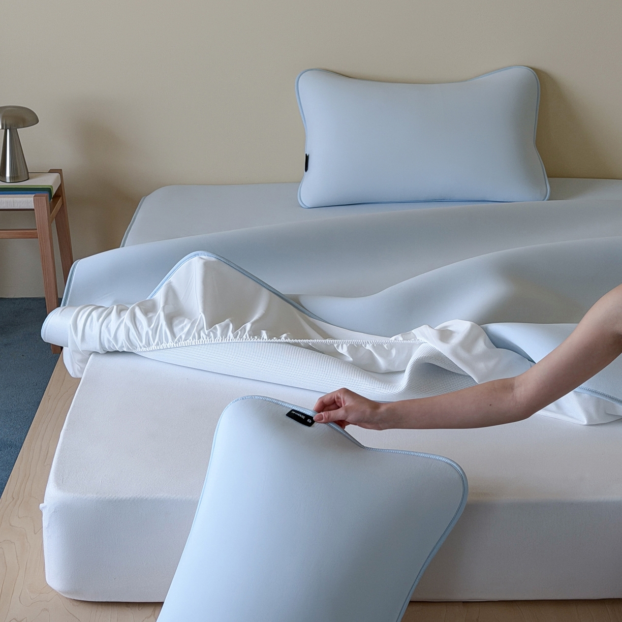 91家纺网 家纺一手货源 找家纺 三味舒屋 2026新款【清氧小冰皮】凉感丝软凉席凉垫 轻氧蓝