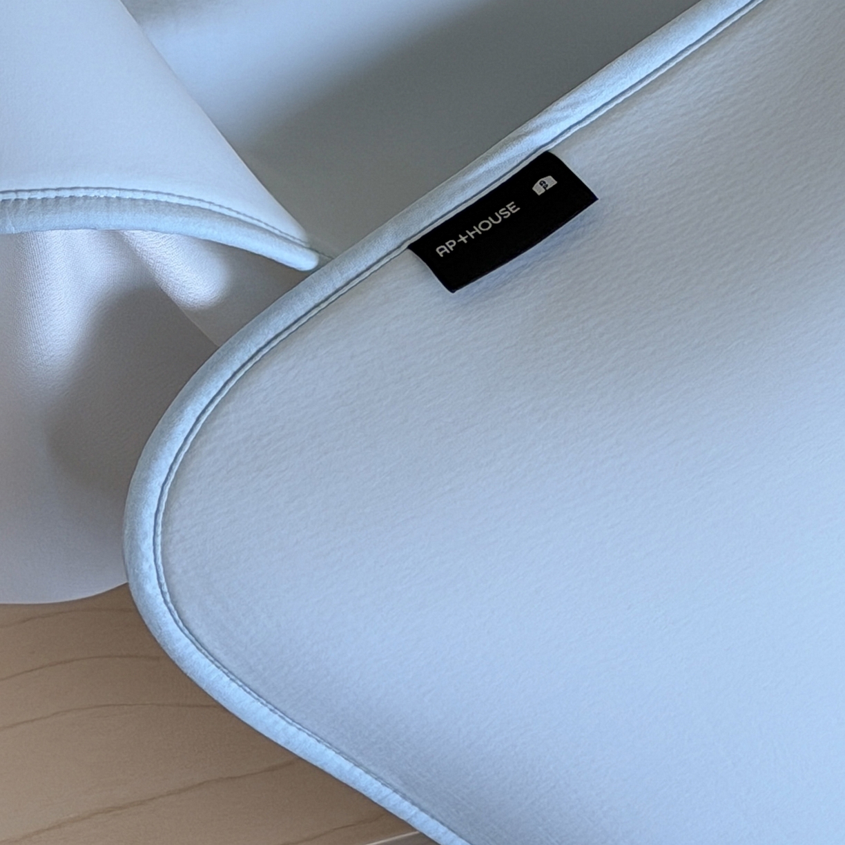 91家纺网 家纺一手货源 找家纺 三味舒屋 2026新款【清氧小冰皮】凉感丝软凉席凉垫 轻氧蓝