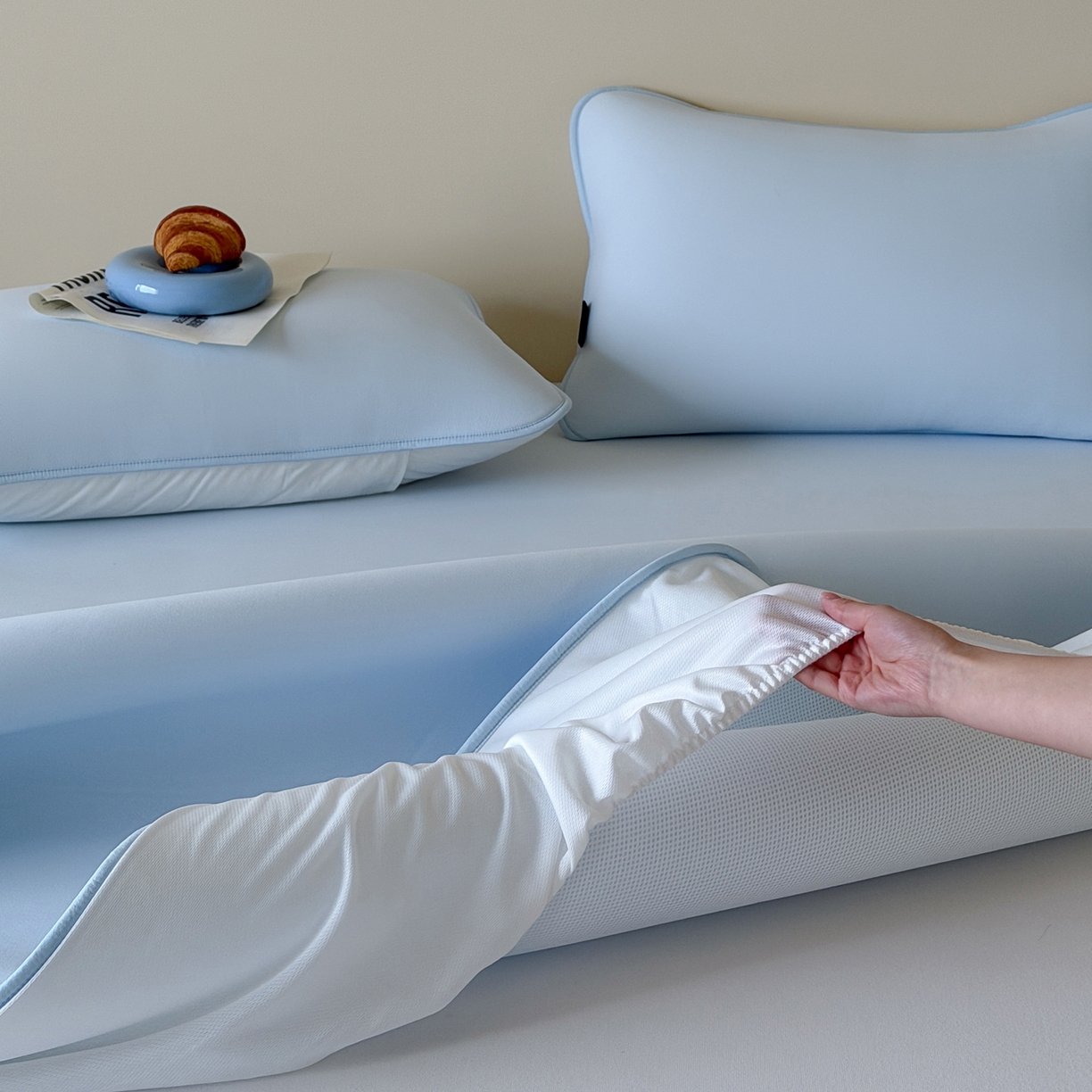 91家纺网 家纺一手货源 找家纺 三味舒屋 2026新款【清氧小冰皮】凉感丝软凉席凉垫 轻氧蓝