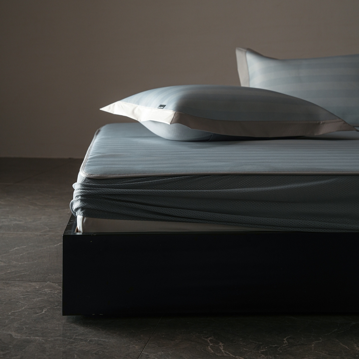 三味舒屋 2026新款松间觅光系列印花冰丝席 觅光蓝 床笠款