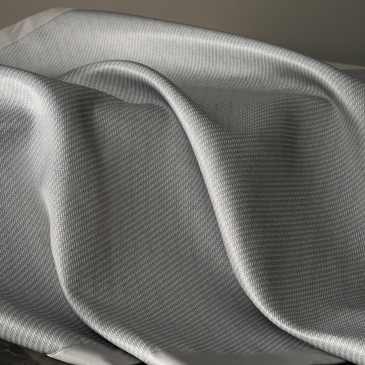 91家纺网 家纺一手货源 找家纺 三味舒屋 2026新款松间觅光系列印花冰丝席 松叶灰