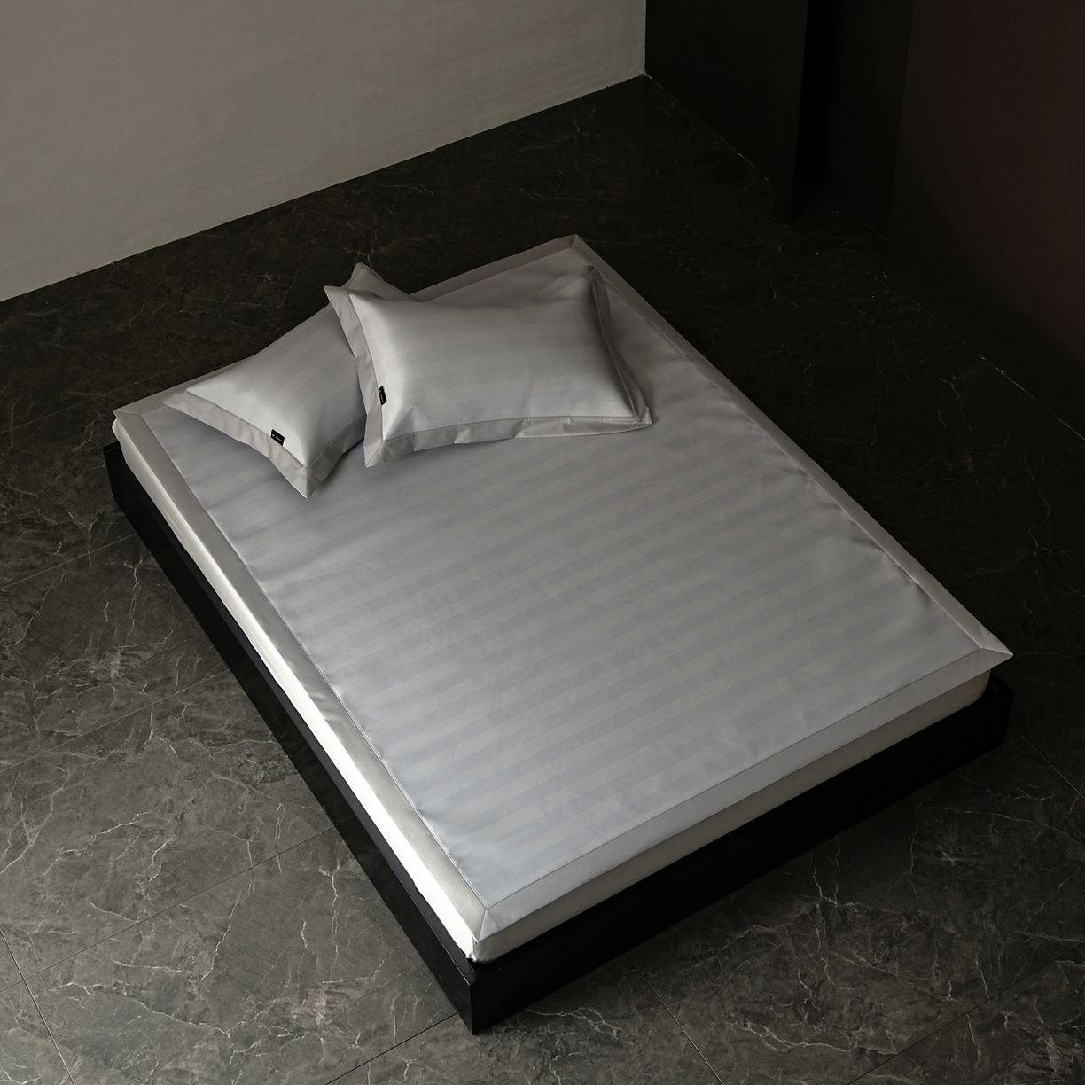 91家纺网 家纺一手货源 找家纺 三味舒屋 2026新款松间觅光系列印花冰丝席 觅光灰