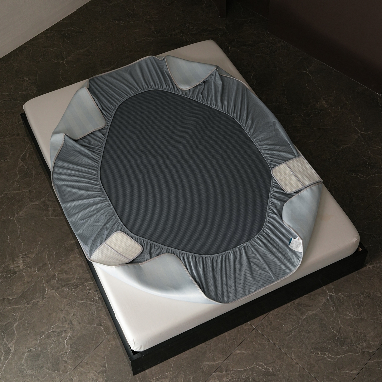 91家纺网 家纺一手货源 找家纺 三味舒屋 2026新款松间觅光系列印花冰丝席 觅光蓝 床笠款