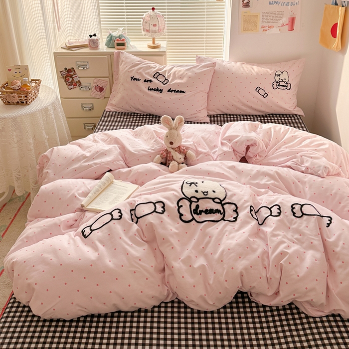 91家纺网 家纺一手货源 找家纺 花伞家居 2026新款波点毛巾绣糖果兔四件套 糖果兔-粉