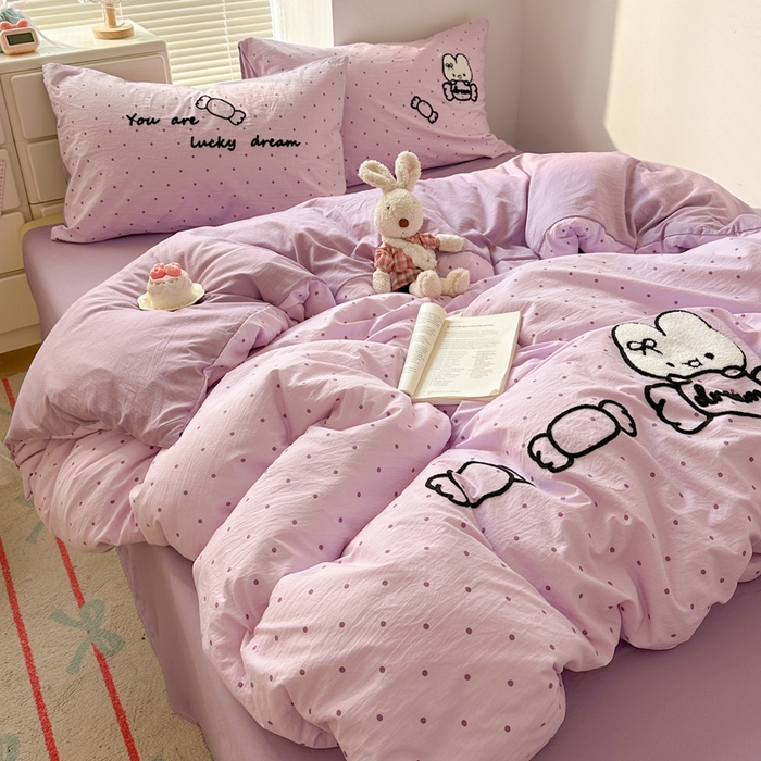 91家纺网 家纺一手货源 找家纺 花伞家居 2026新款波点毛巾绣糖果兔四件套 糖果兔-紫