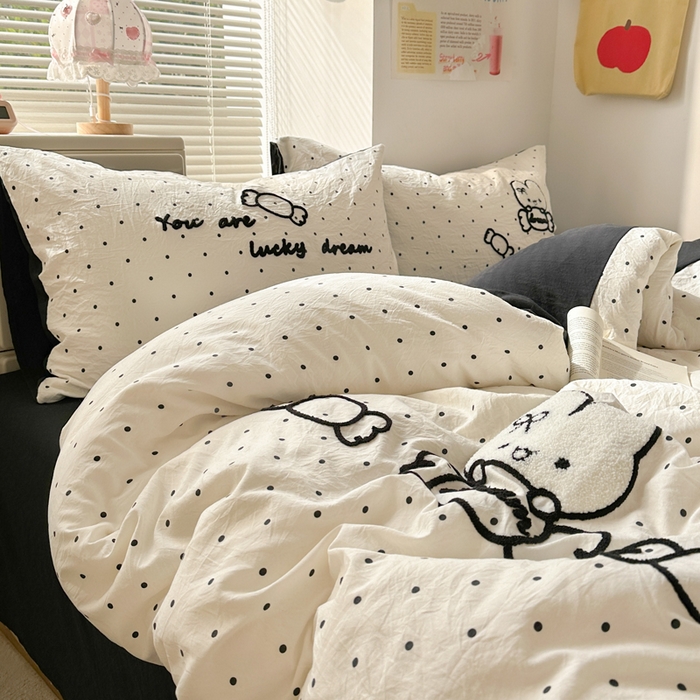 91家纺网 家纺一手货源 找家纺 花伞家居 2026新款波点毛巾绣糖果兔四件套 糖果兔-白