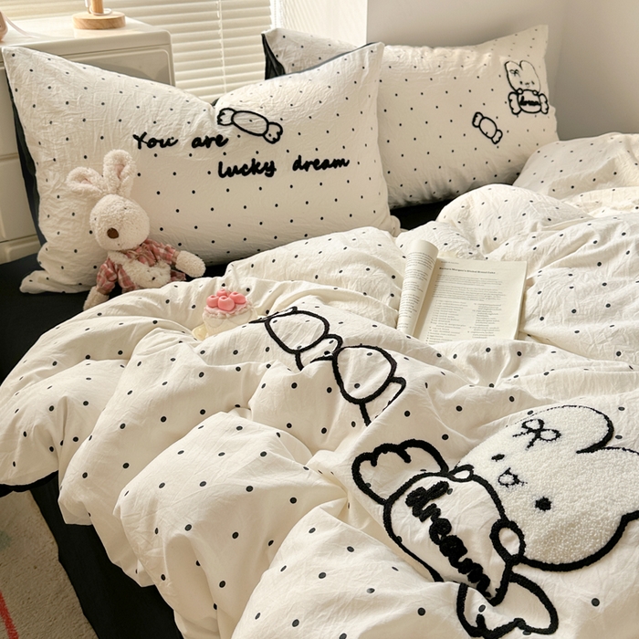 91家纺网 家纺一手货源 找家纺 花伞家居 2026新款波点毛巾绣糖果兔四件套 糖果兔-白