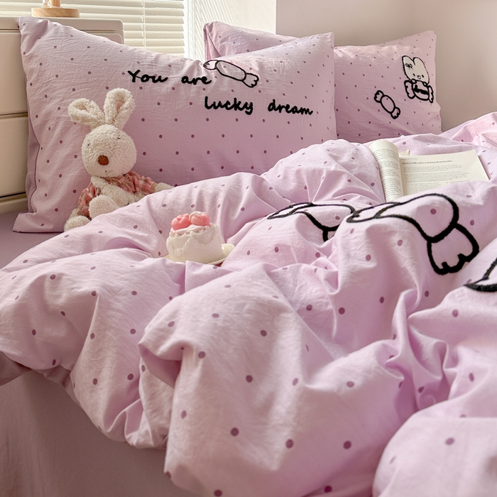 91家纺网 家纺一手货源 找家纺 花伞家居 2026新款波点毛巾绣糖果兔四件套 糖果兔-紫
