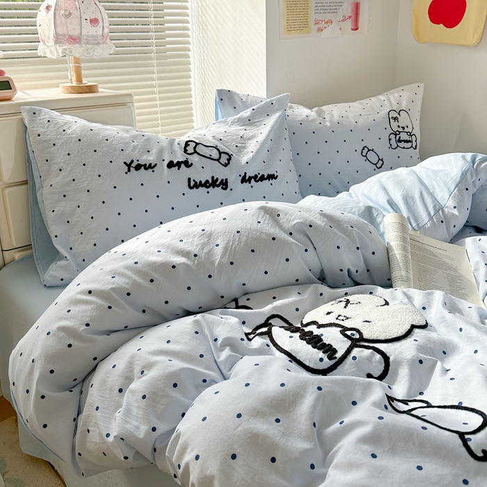 91家纺网 家纺一手货源 找家纺 花伞家居 2026新款波点毛巾绣糖果兔四件套 糖果兔-蓝