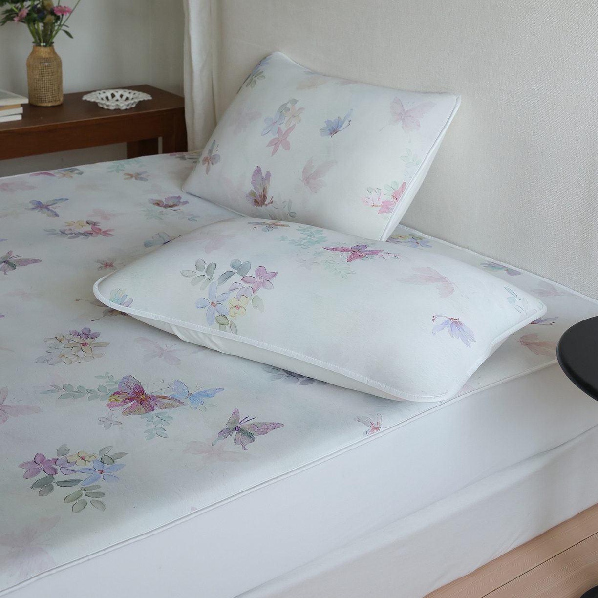 91家纺网 家纺一手货源 找家纺 三味舒屋 2026新款【花屿蝶】系列印花冰感丝软凉席凉垫 流光