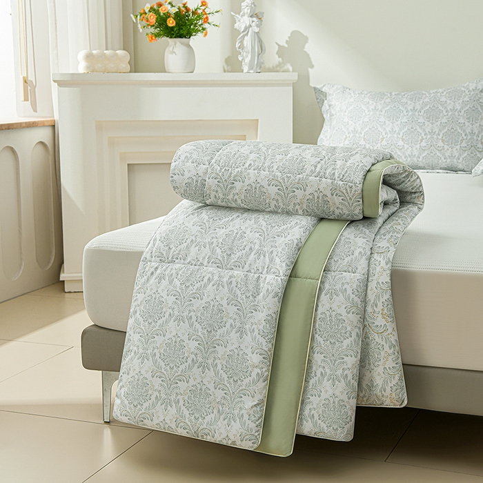 91家纺网 家纺一手货源 找家纺 圣靓家纺 2026新款晚安麻绳超柔亲肤可水洗夏被空调被夏凉被 小楼春风