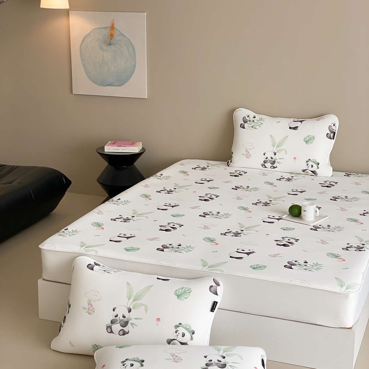 91家纺网 家纺一手货源 找家纺 三味舒屋 2026新款【甜梦派对】印花凉感丝软凉席凉垫（床笠款） 熊猫滚滚