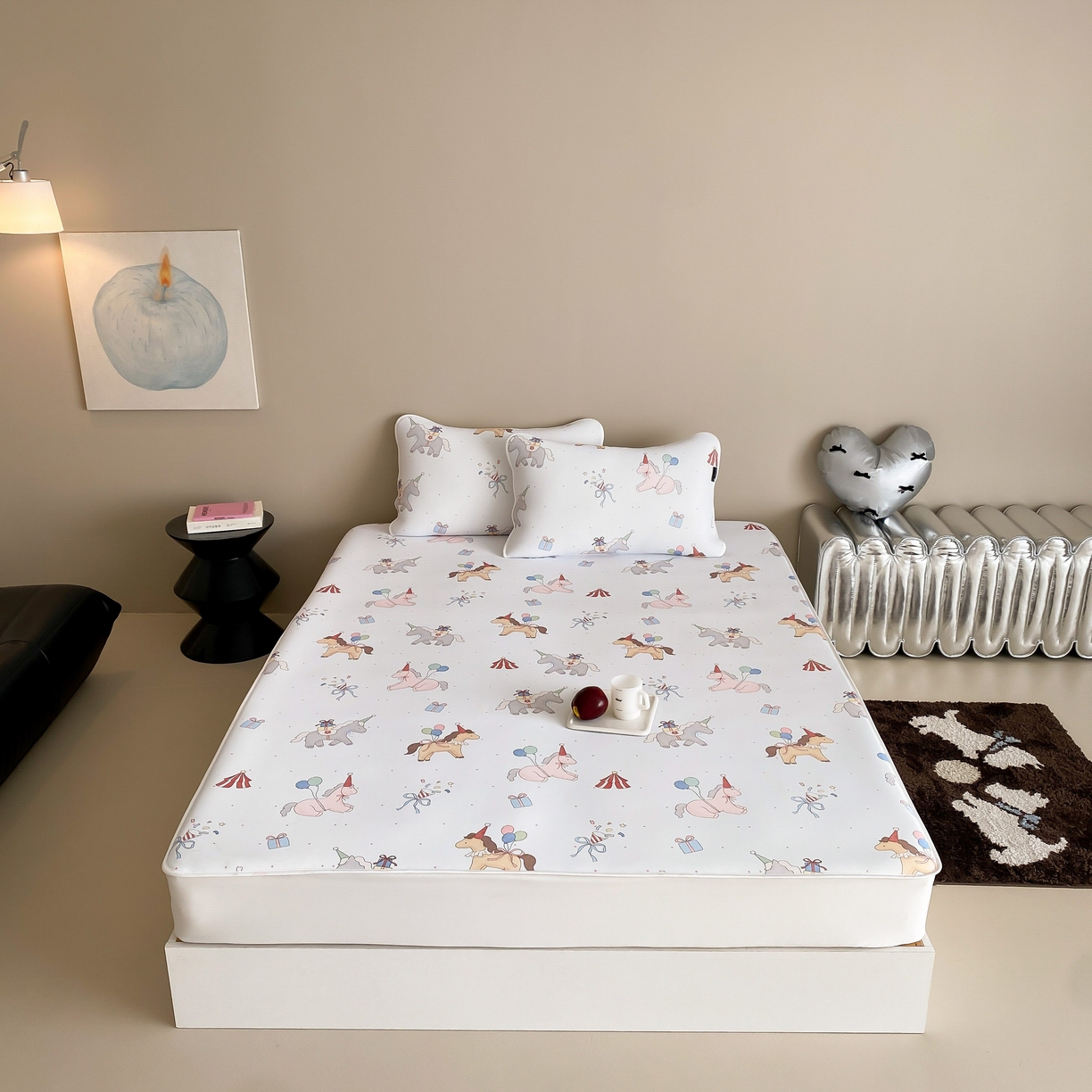 91家纺网 家纺一手货源 找家纺 三味舒屋 2026新款【甜梦派对】印花凉感丝软凉席凉垫（床笠款） 派对礼礼