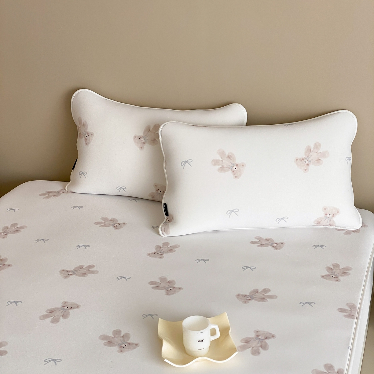 91家纺网 家纺一手货源 找家纺 三味舒屋 2026新款【甜梦派对】印花凉感丝软凉席凉垫（床笠款） 晚安小熊