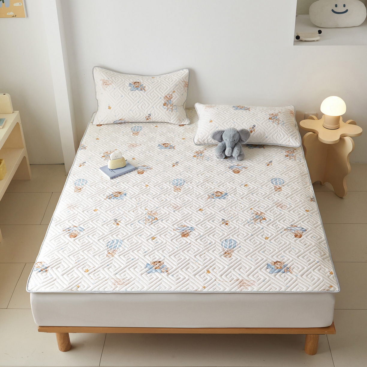 91家纺网 家纺一手货源 找家纺 舒居家纺 2026新款卡通可爱全棉床护垫软床垫垫子-大床图 嘉年华