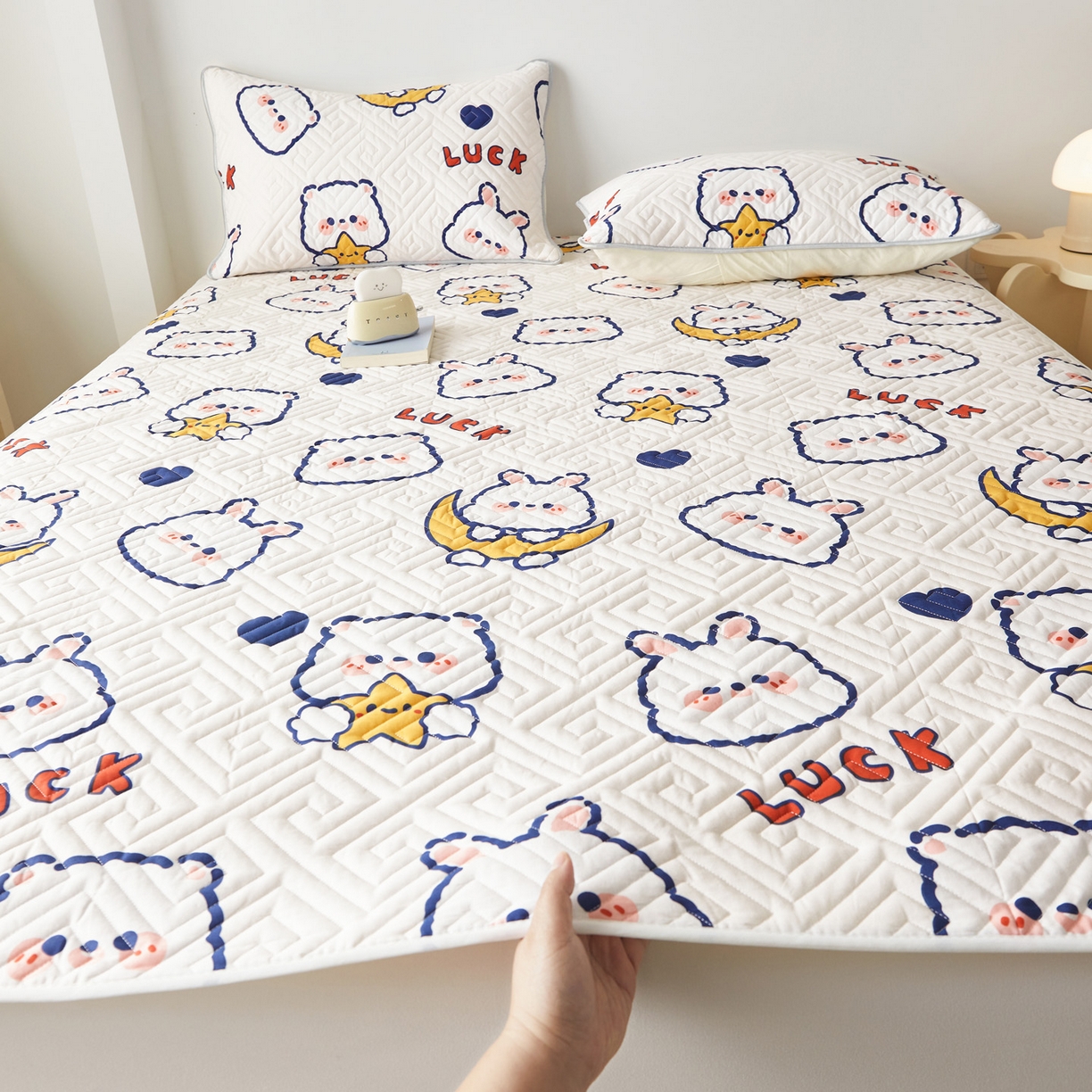 91家纺网 家纺一手货源 找家纺 舒居家纺 2026新款卡通可爱全棉床护垫软床垫垫子-大床图 卡哇伊