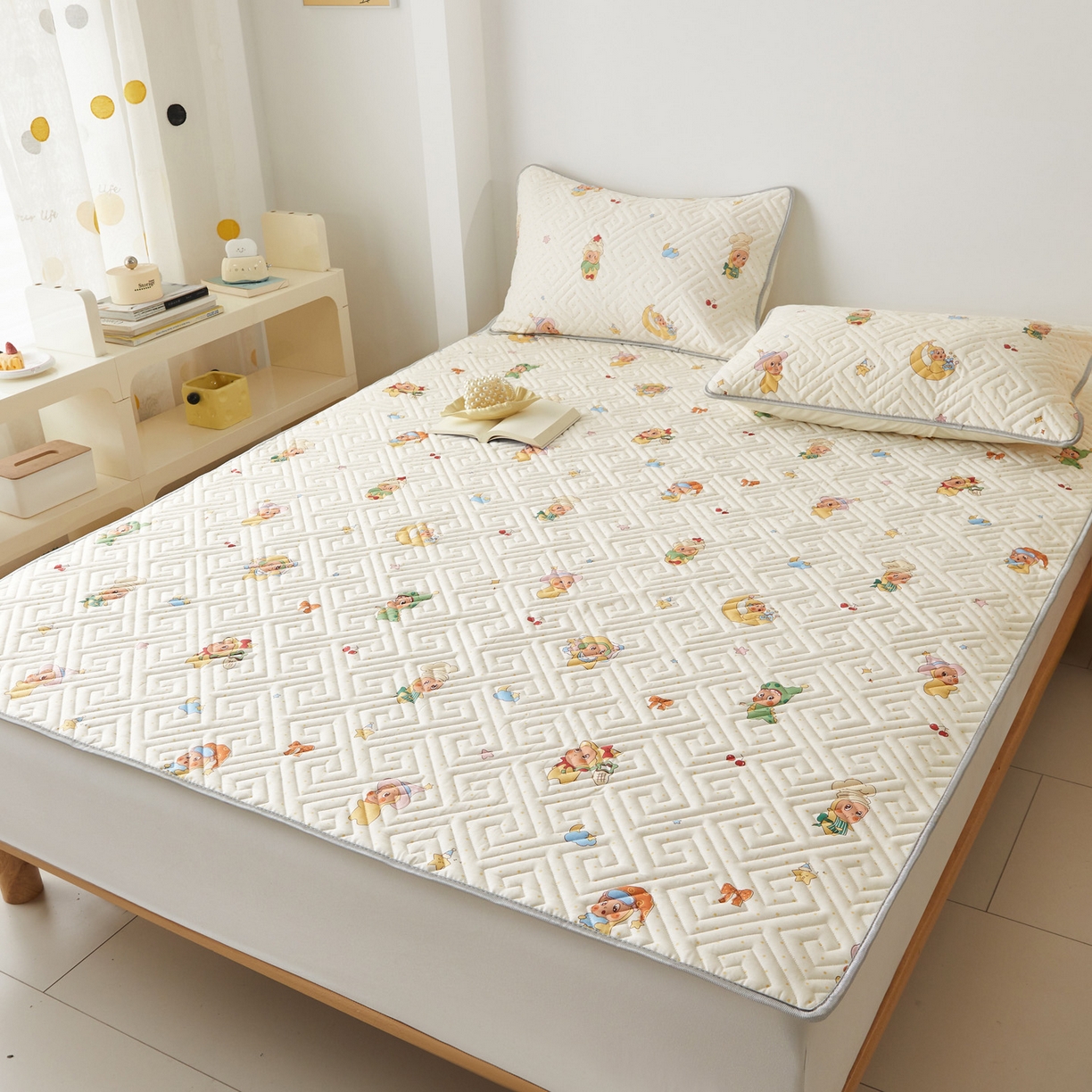 91家纺网 家纺一手货源 找家纺 舒居家纺 2026新款卡通可爱全棉床护垫软床垫垫子-大床图 魔法精灵