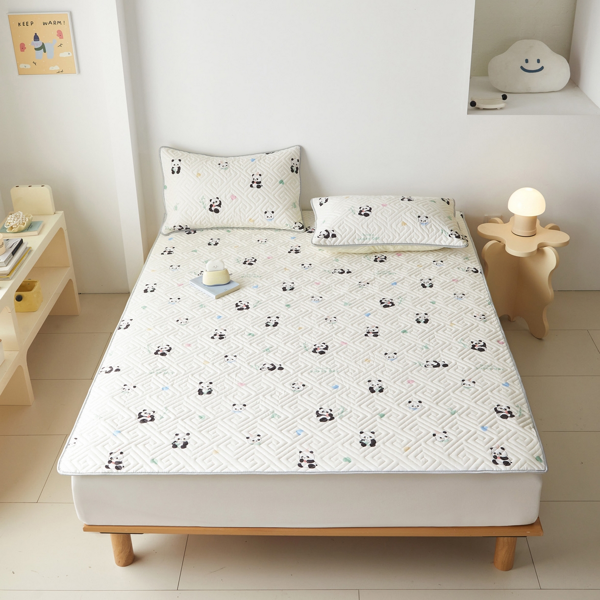 91家纺网 家纺一手货源 找家纺 舒居家纺 2026新款卡通可爱全棉床护垫软床垫垫子-大床图 熊猫彩绘