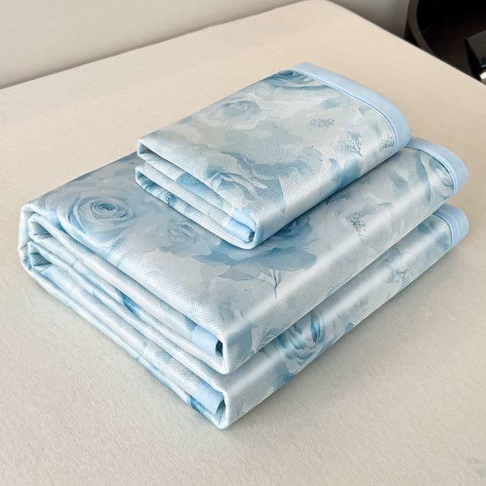 91家纺网 家纺一手货源 找家纺 （总）春寻家纺 2026新款5D印花冰丝席复合三明治款凉席席子