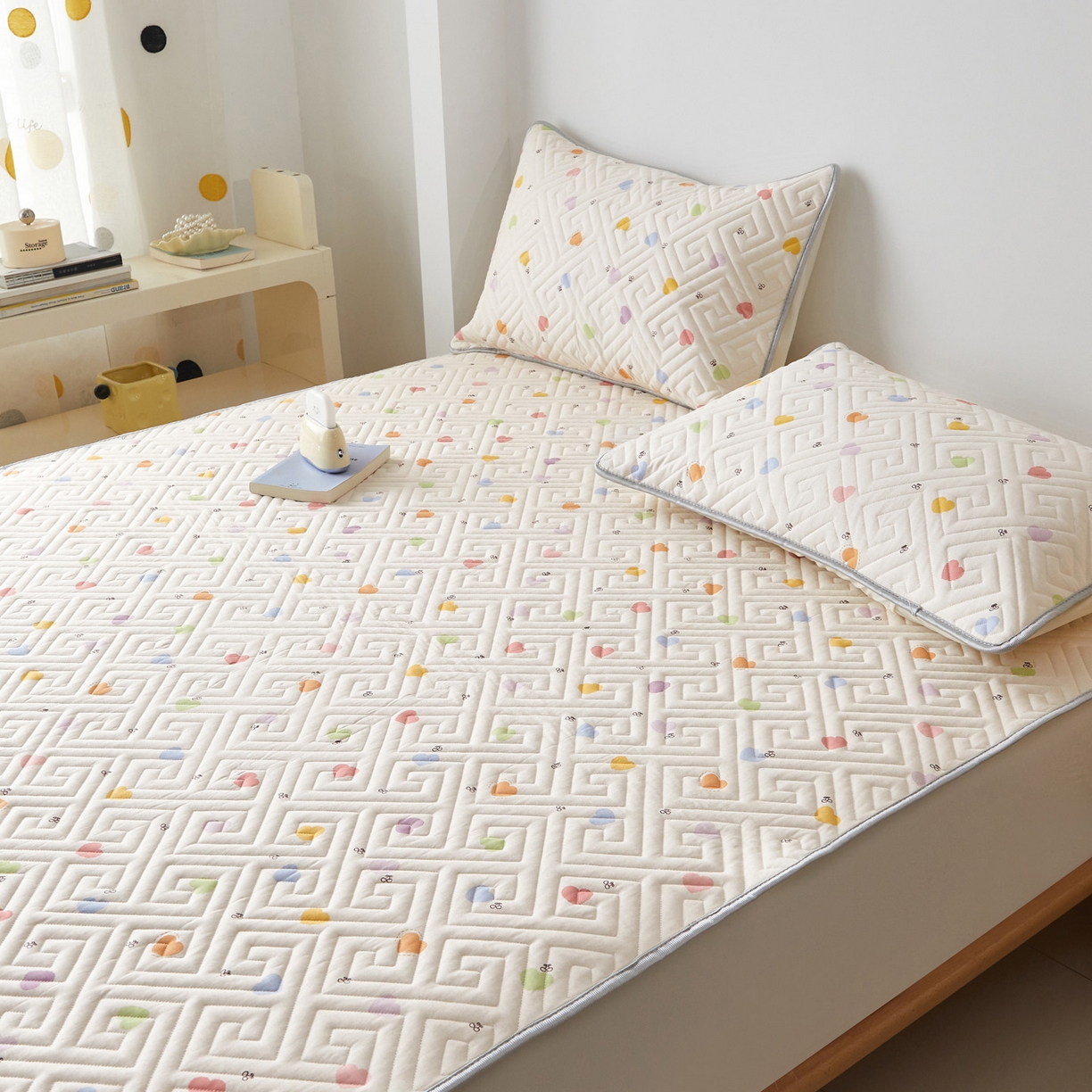 91家纺网 家纺一手货源 找家纺 舒居家纺 2026新款卡通可爱全棉床护垫软床垫垫子-大床图 萌萌心语