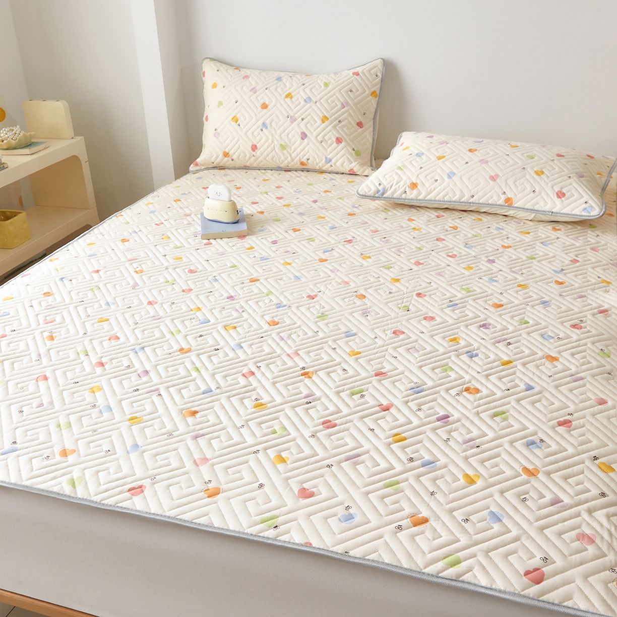 91家纺网 家纺一手货源 找家纺 舒居家纺 2026新款卡通可爱全棉床护垫软床垫垫子-大床图 萌萌心语