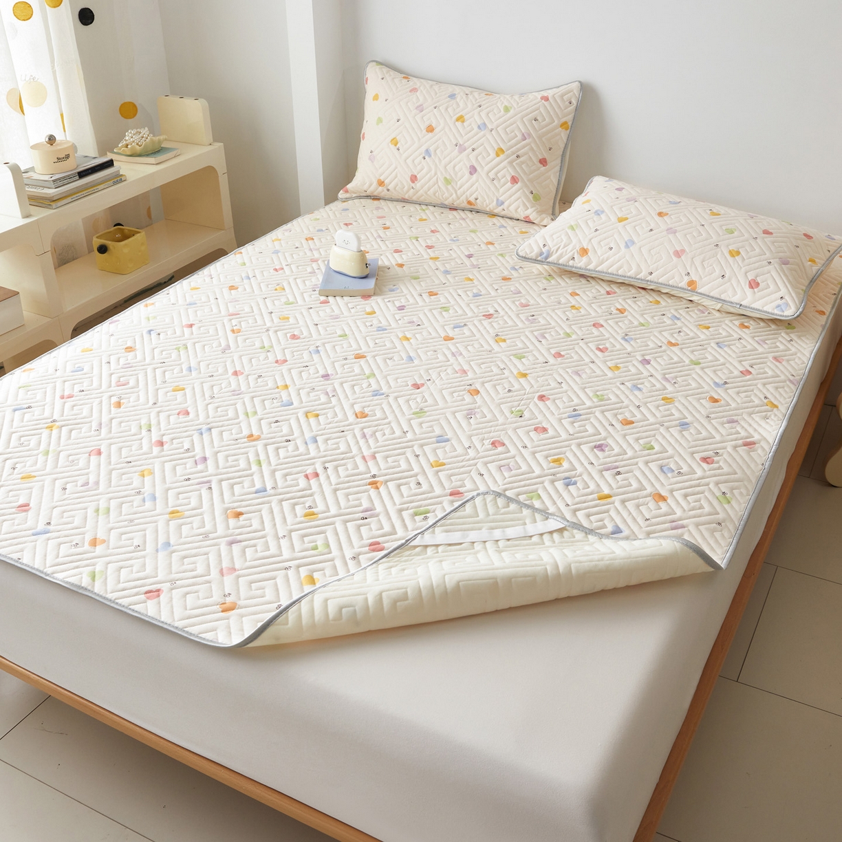 91家纺网 家纺一手货源 找家纺 舒居家纺 2026新款卡通可爱全棉床护垫软床垫垫子-大床图 萌萌心语